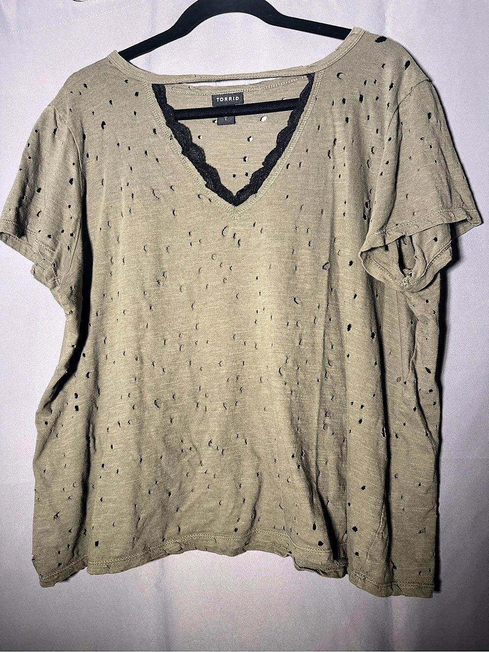 Torrid Distressed Short Sleeve Top in Green & Black